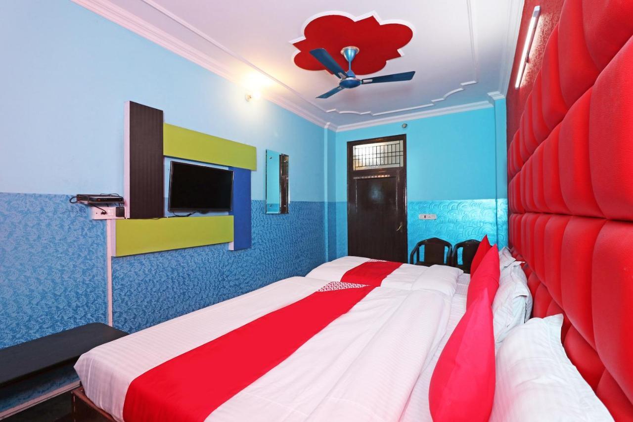 Oyo 29304 Hotel Pooja Yamunānagar Dış mekan fotoğraf