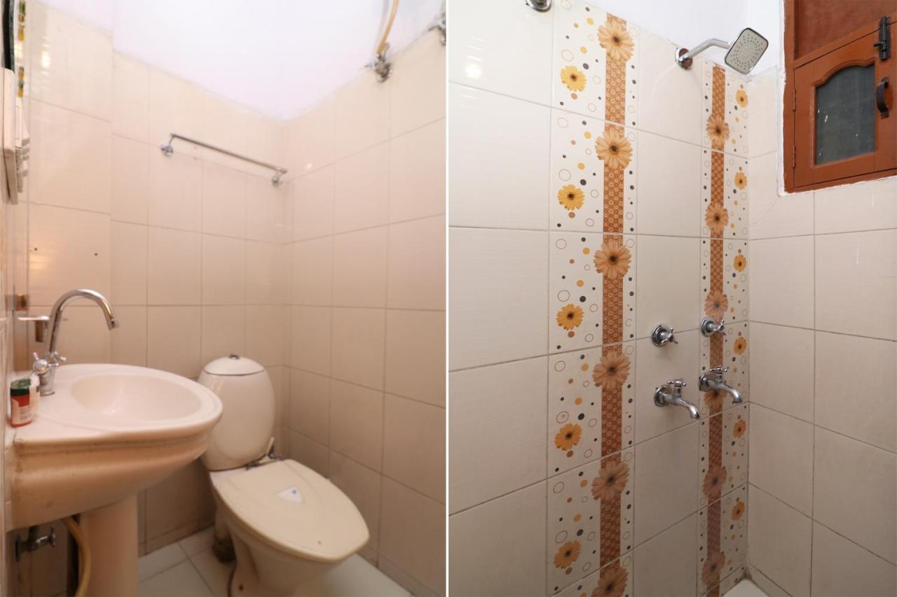Oyo 29304 Hotel Pooja Yamunānagar Dış mekan fotoğraf